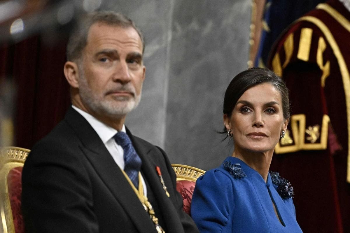 Escándalo la Reina Letizia le habría sido infiel al Rey Felipe VI con