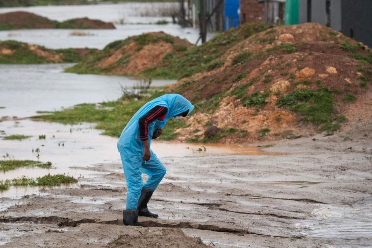 Al menos seis muertos por inundaciones en Sudáfrica