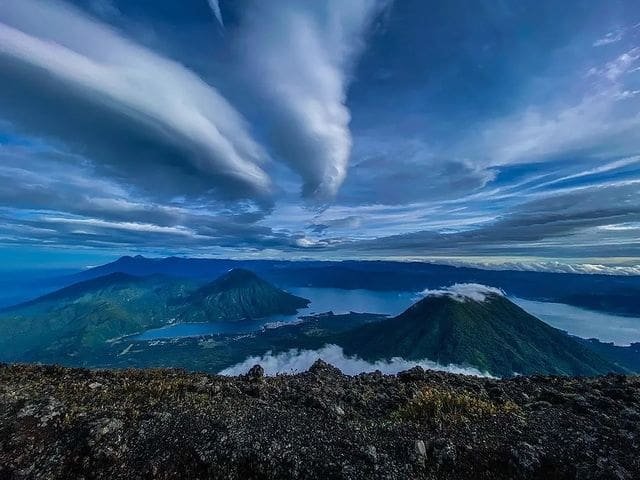 Vista del Volcán Atitlán.