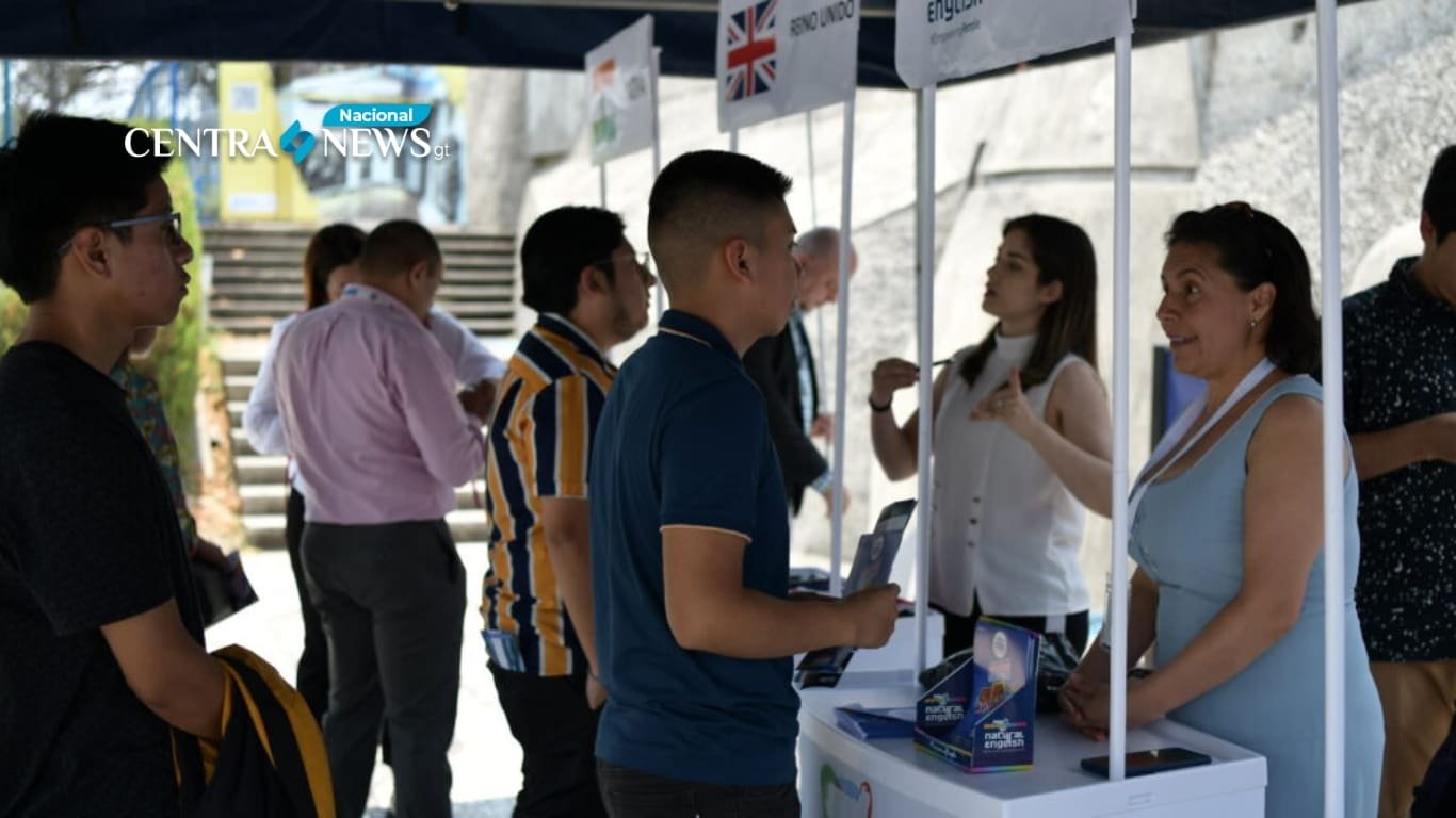 Expo Becas Tour llega a 4 departamentos esta semana