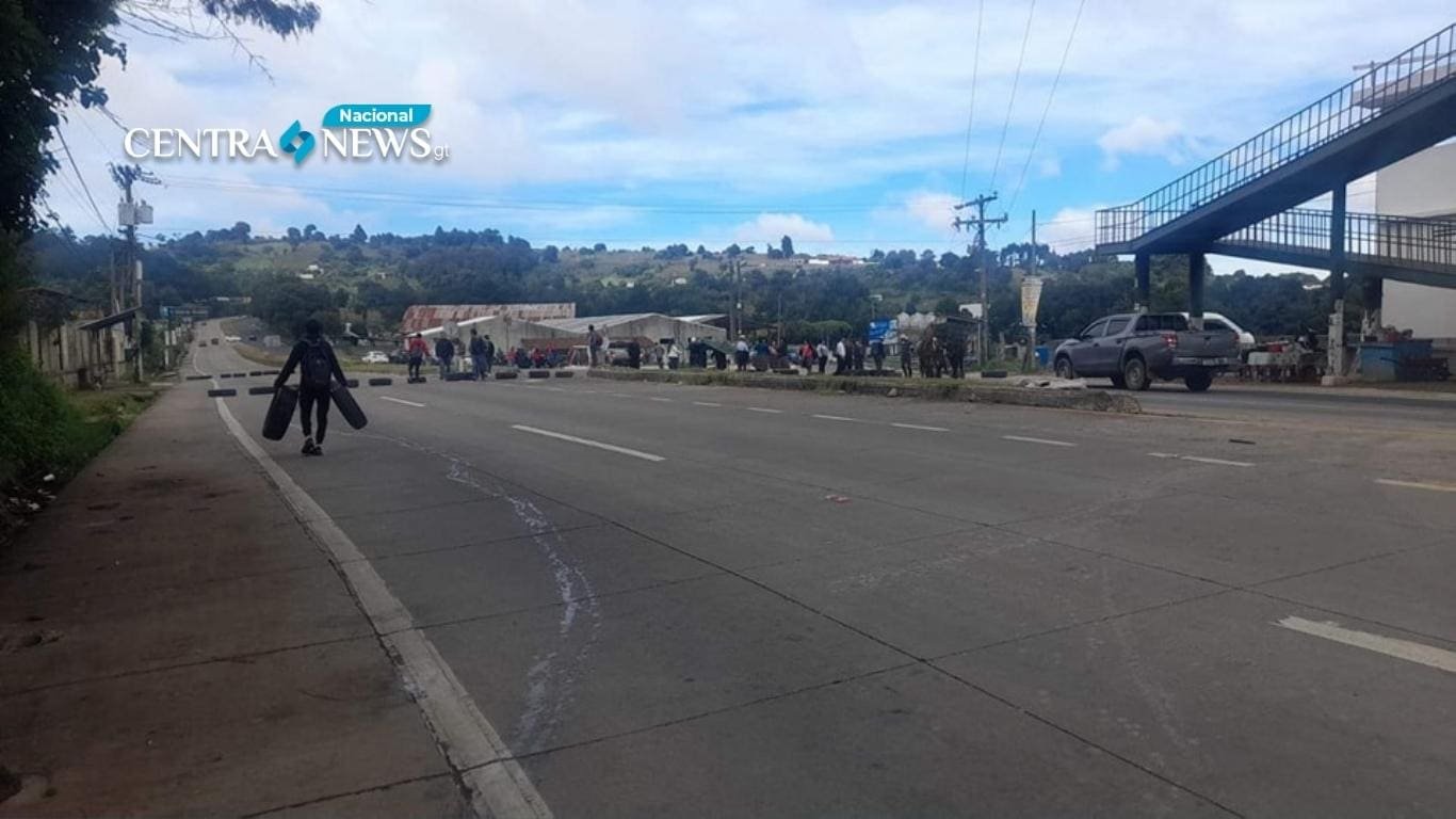 Guatemala alcanza el día 15 de manifestaciones y bloqueos en todo el país