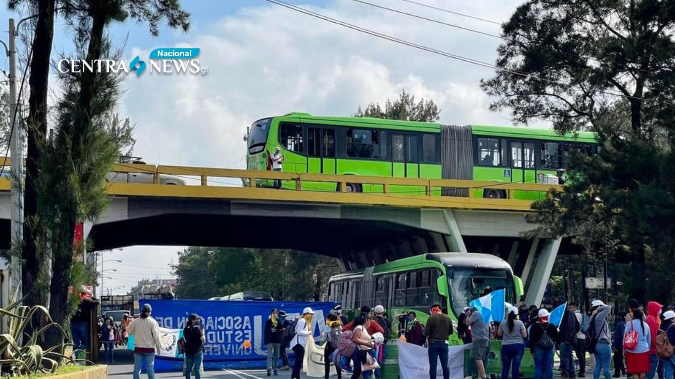 Protestas en su quinto día con más de 50 bloqueos