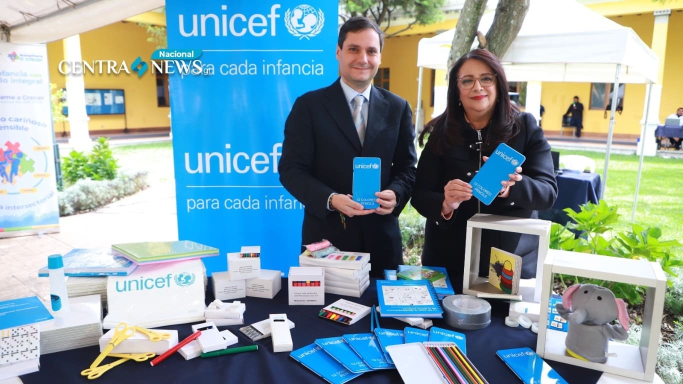 Unicef dona 1,400 cajas lúdicas para fomentar habilidades comunicativas en niños de 0 a 4 años