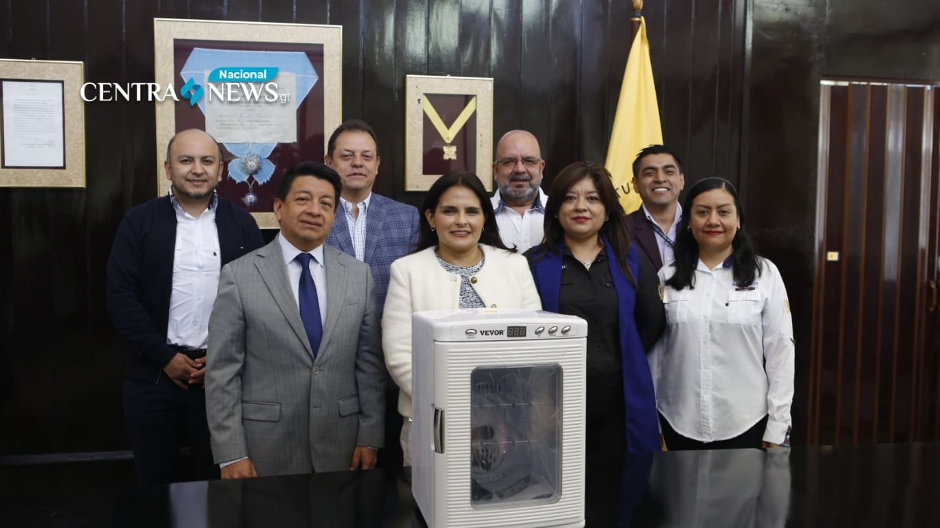 MSPAS recibe equipo para monitoreo de calidad del agua