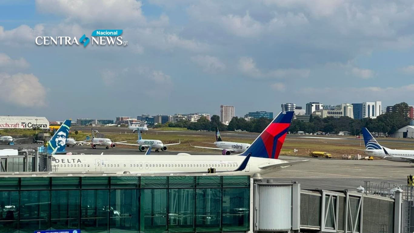 Operaciones suspendidas en el Aeropuerto Internacional La Aurora