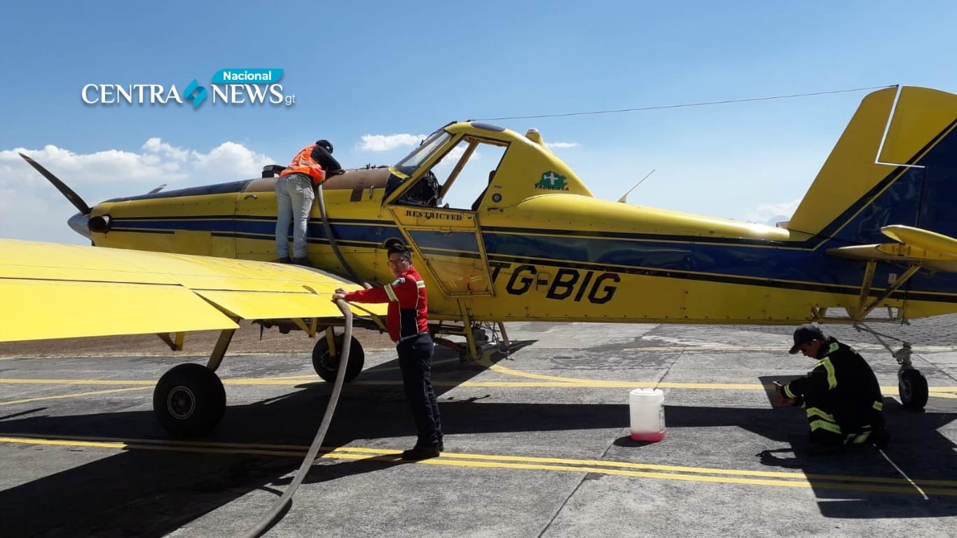 Aeroclub sigue combatiendo incendio