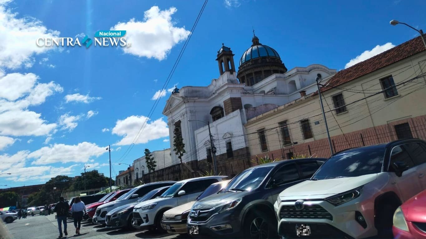 Costos y horarios para estacionar en la vía pública