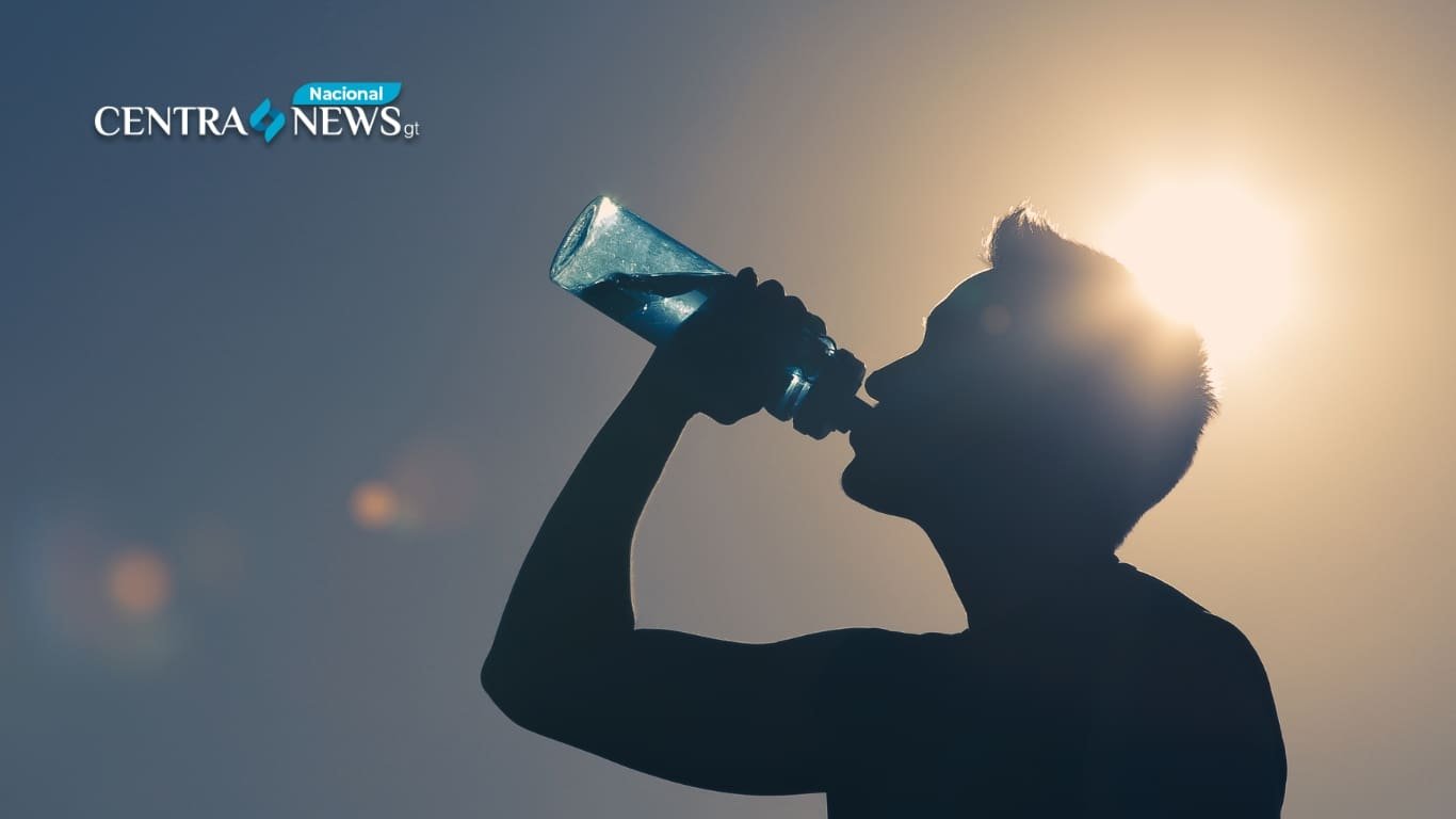 Salud Pública insta a consumir agua segura para prevenir enfermedades