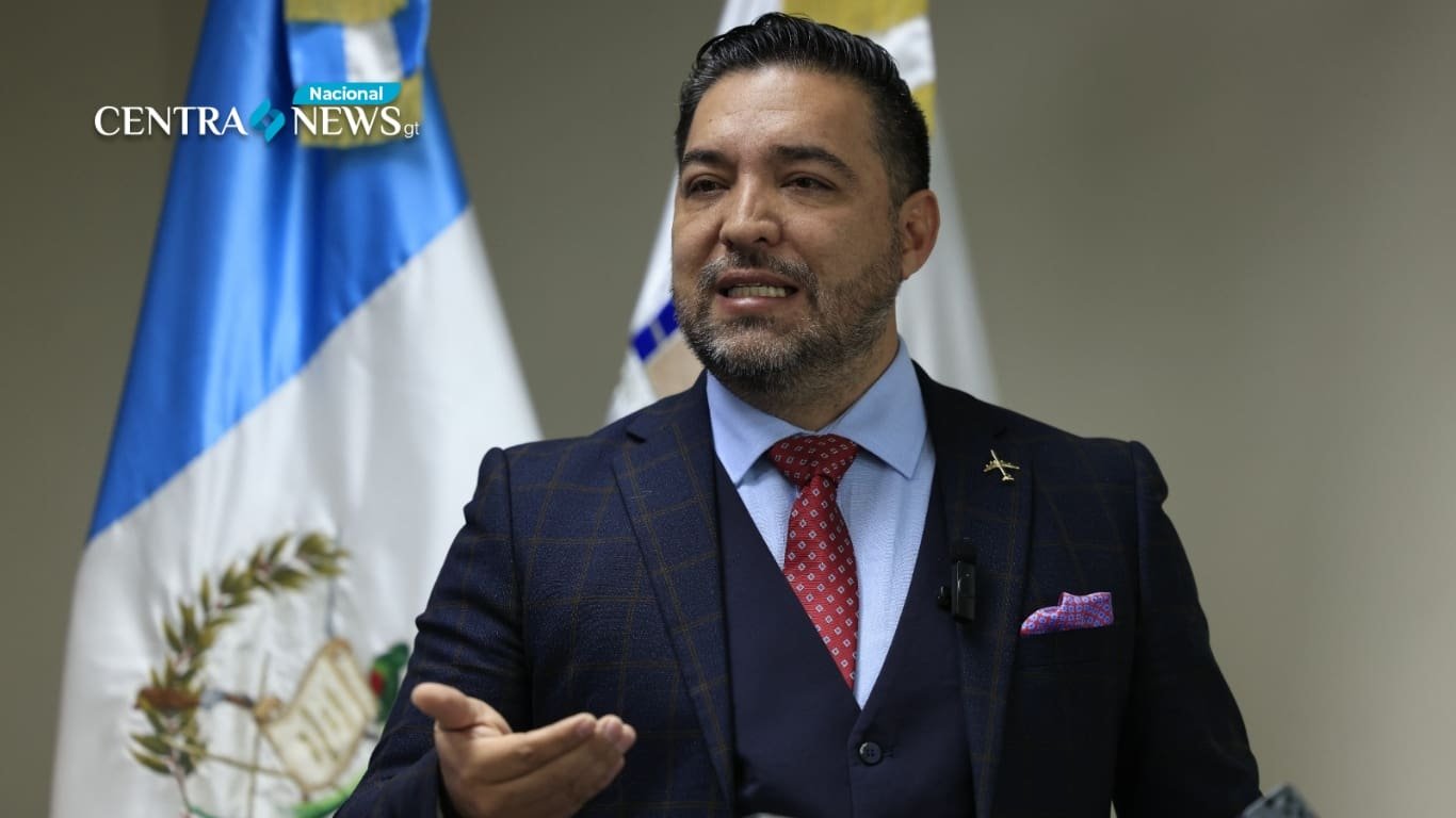 Denuncian a Francis Argueta