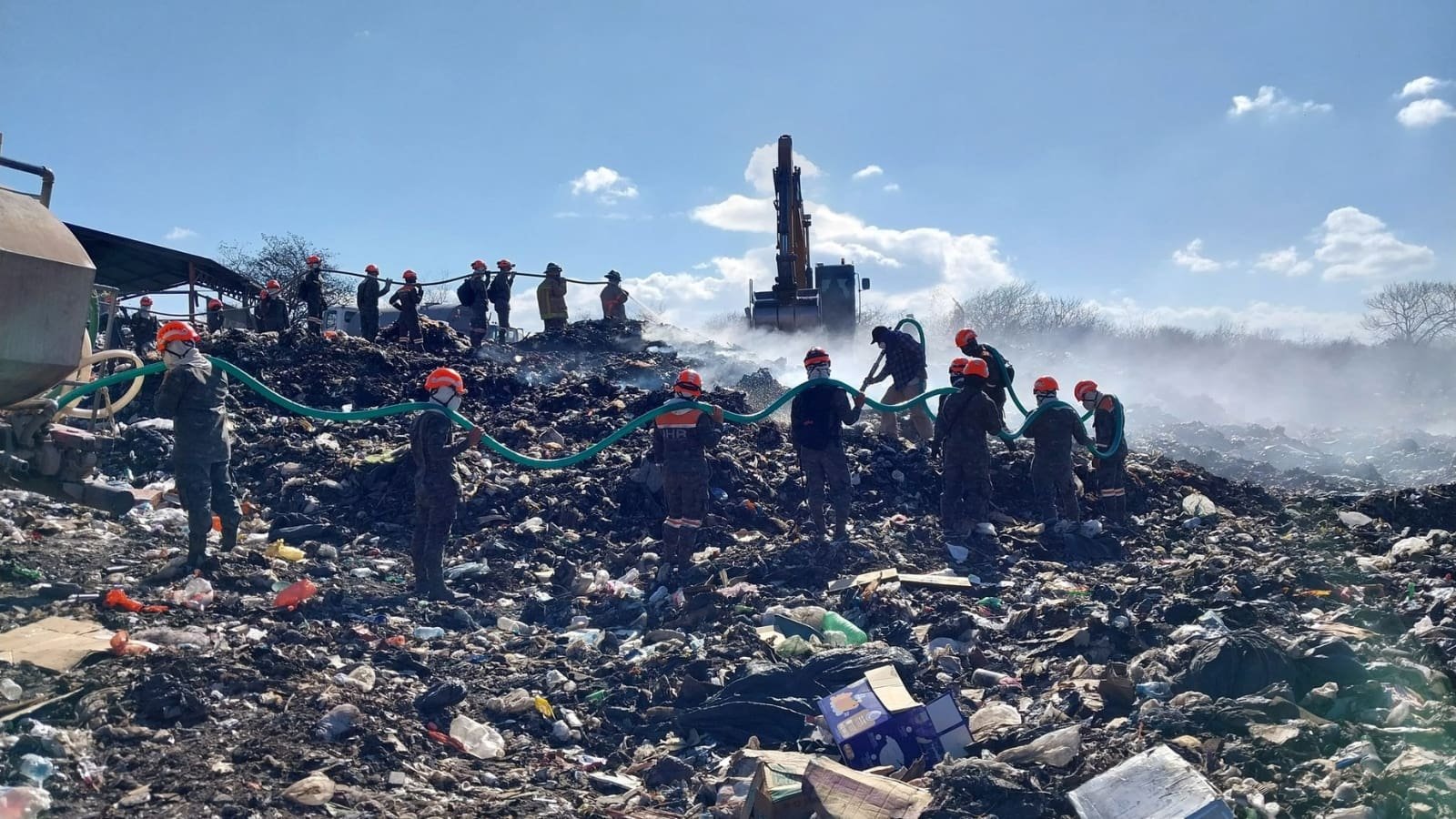 Incendio en vertedero de AMSA finalmente extinguido, declara Conred