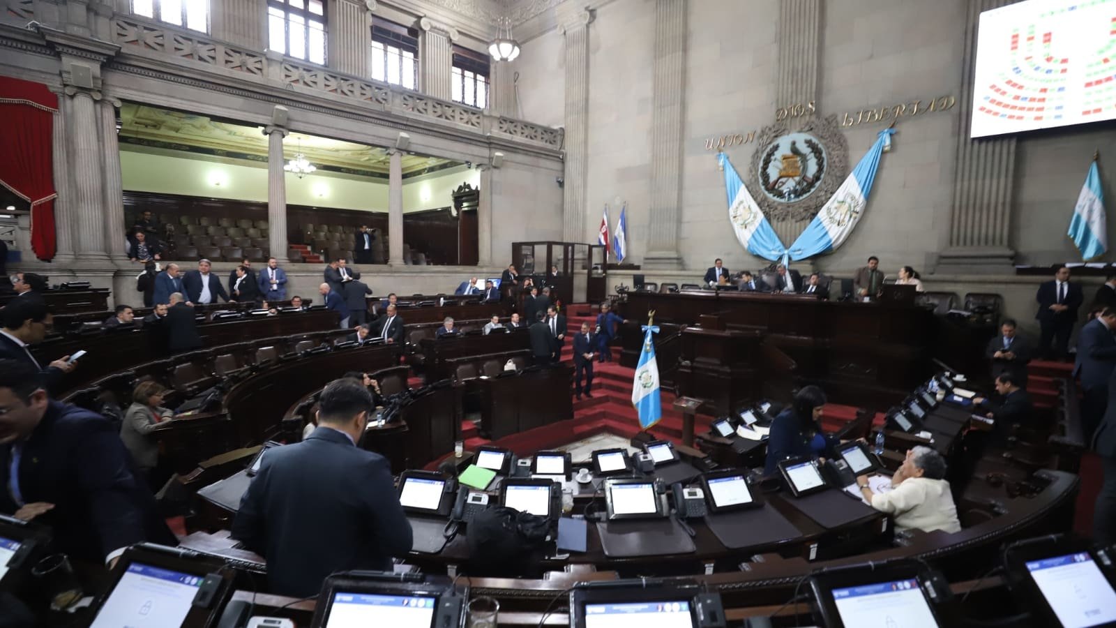 Tercera semana sin avances en la agenda legislativa en el Congreso