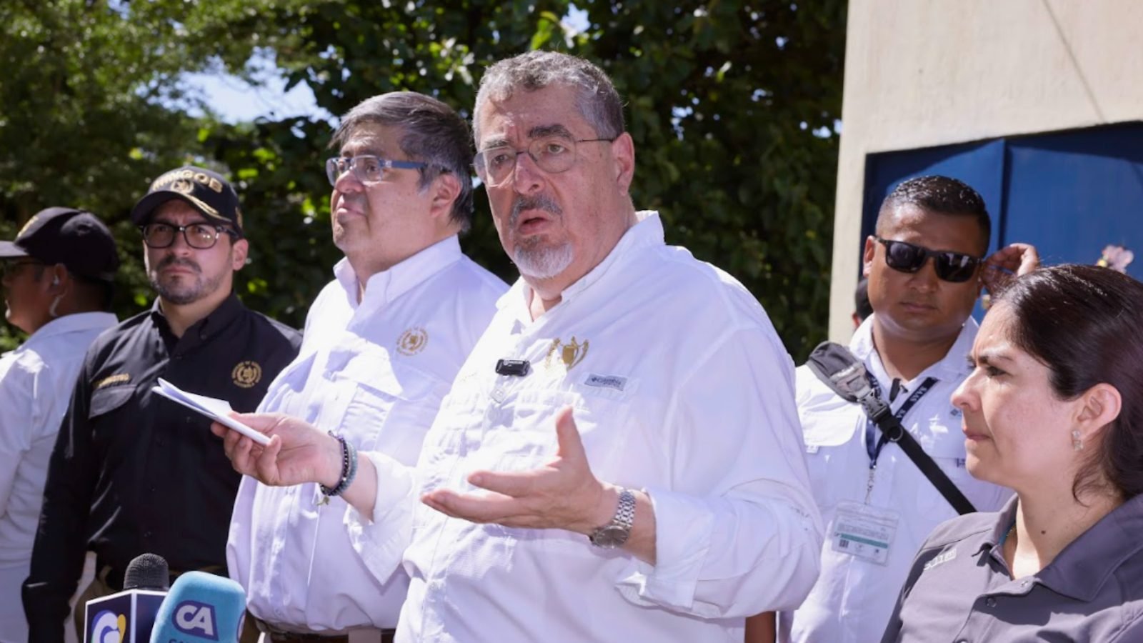 Arévalo supervisa rescate de la cárcel El Infiernito