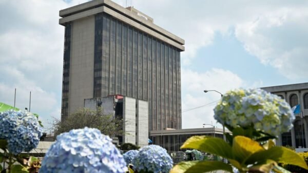 Ejecutivo acuerda pago de abril a veteranos en 15 días