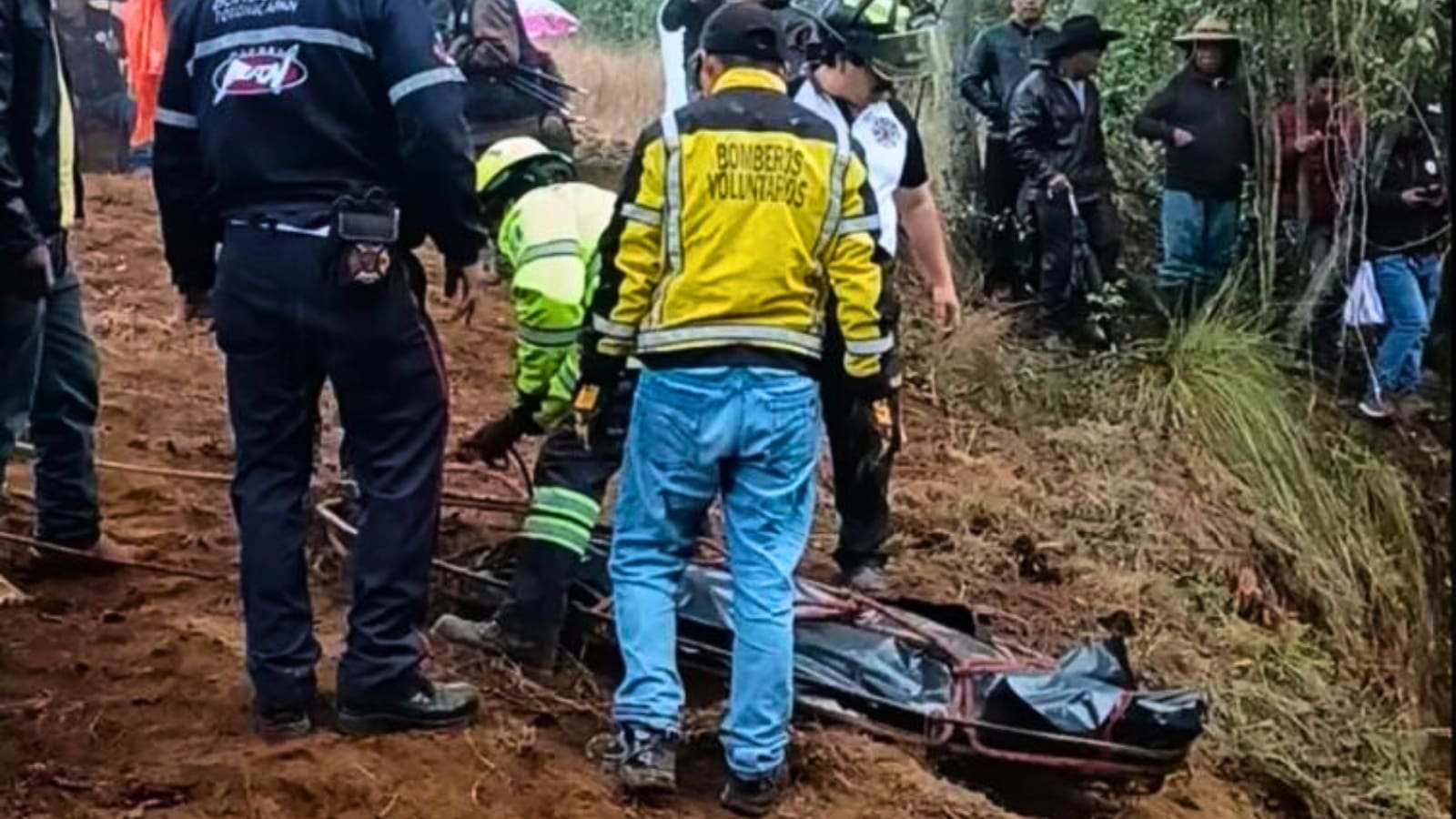 Encuentran cuerpo sin vida de mujer desaparecida en barranco de Totonicapán