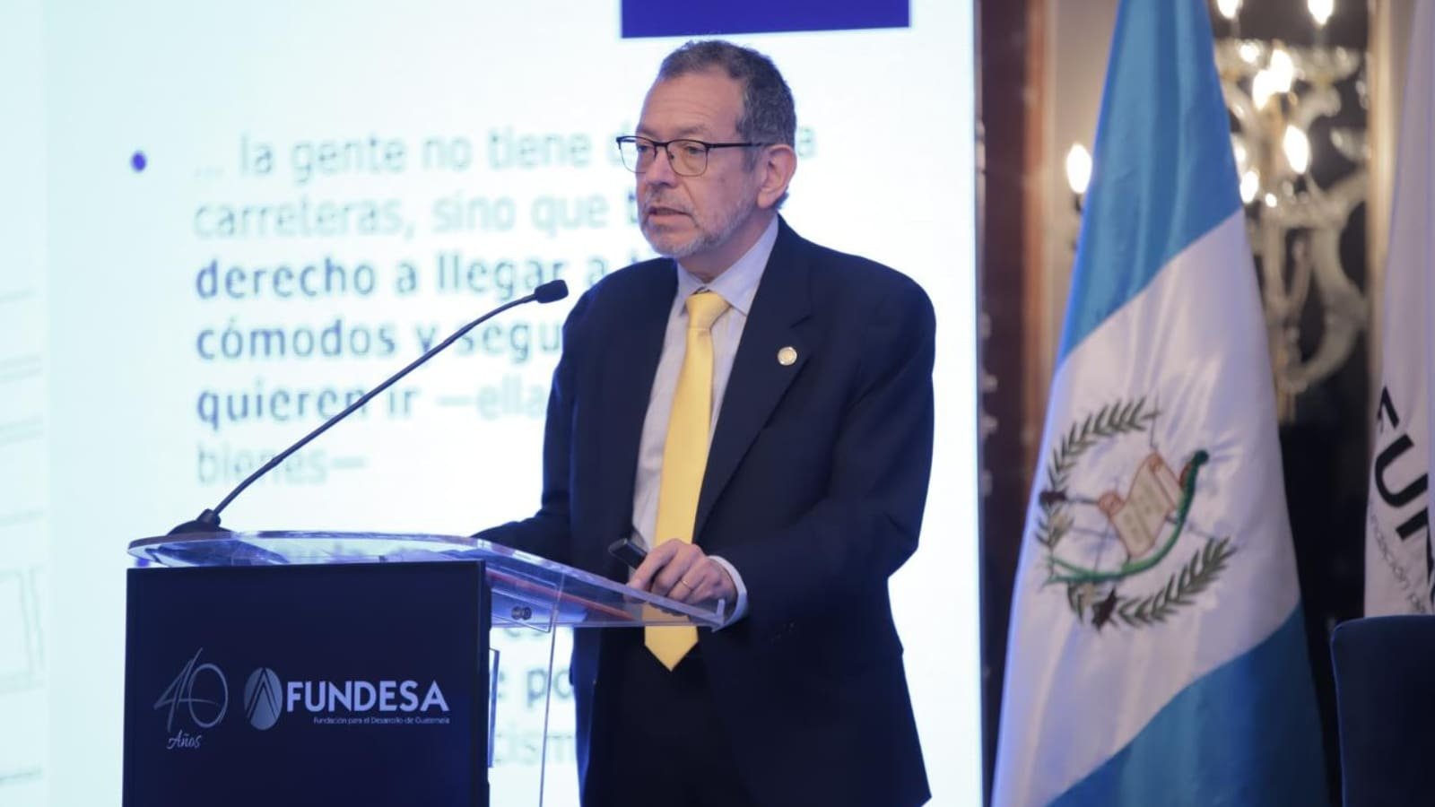 Gobierno proyecta creación de tres nuevos ministerios para cambiarlo a uno