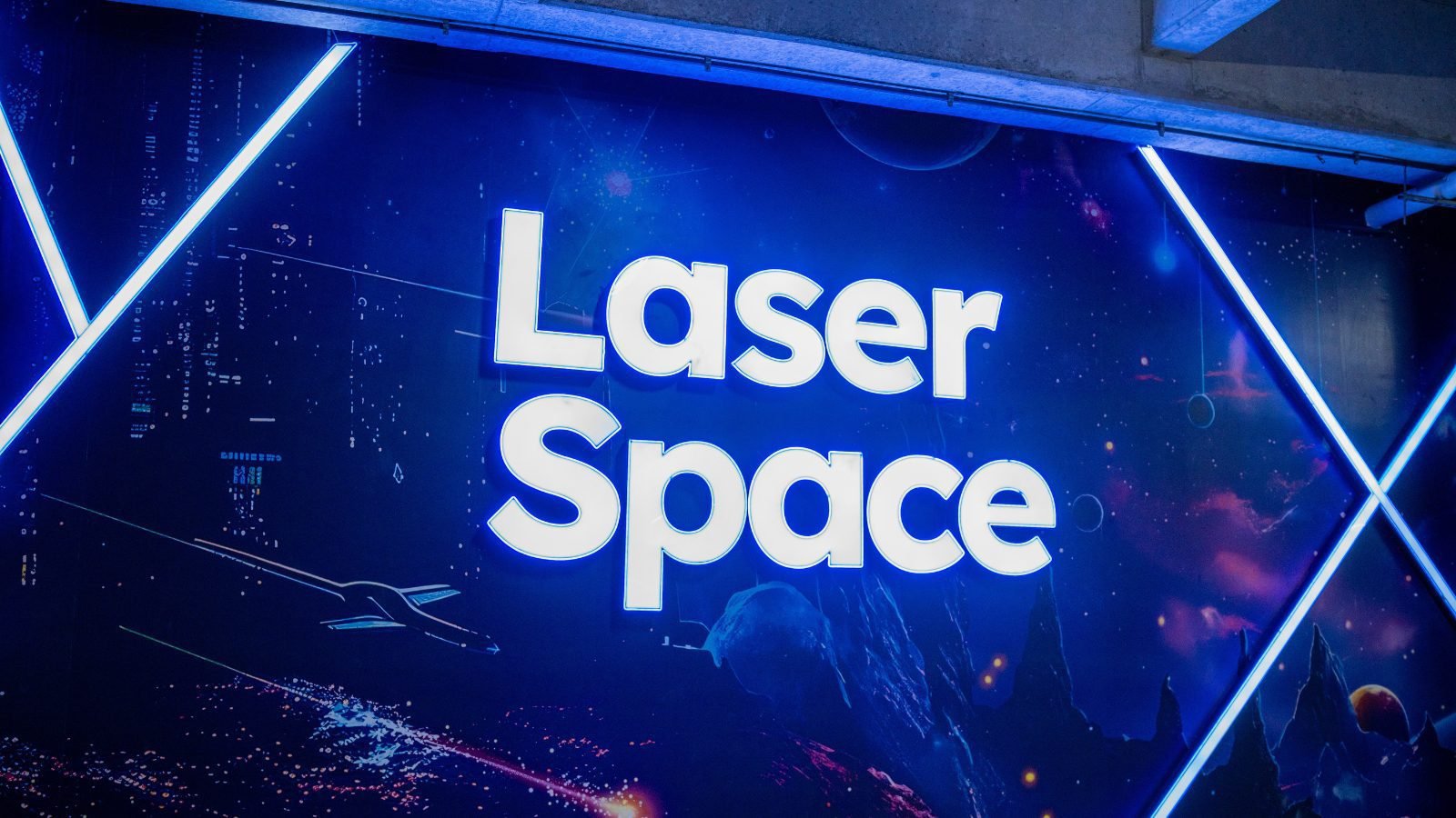 Naranjo Mall inaugura Laser Space Una nueva atracción familiar