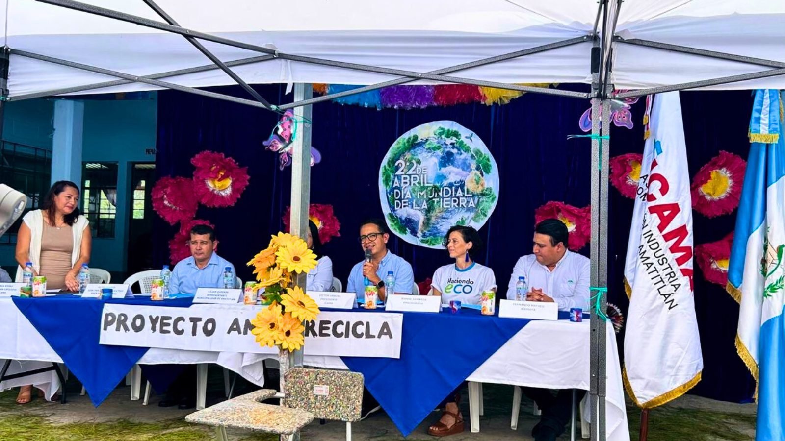 AJE expande iniciativa de reciclaje a más escuelas en Amatitlán