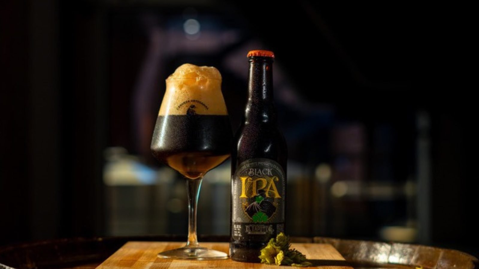 El Zapote lanza la innovadora Black IPA, una nueva cerveza artesanal