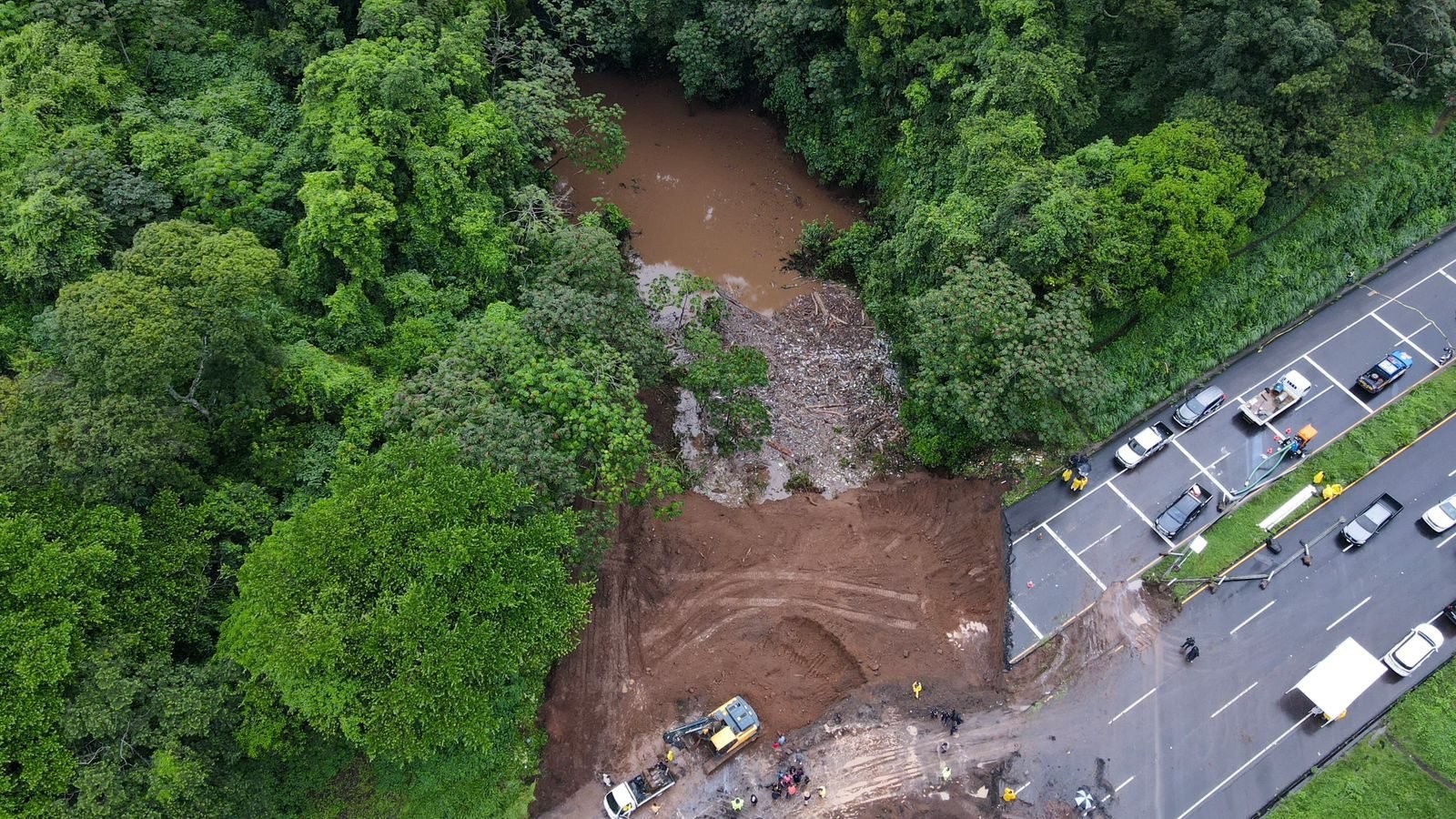 Empresa presenta oferta para reparar tramo de Autopista Palín-Escuintla por Q105 millones