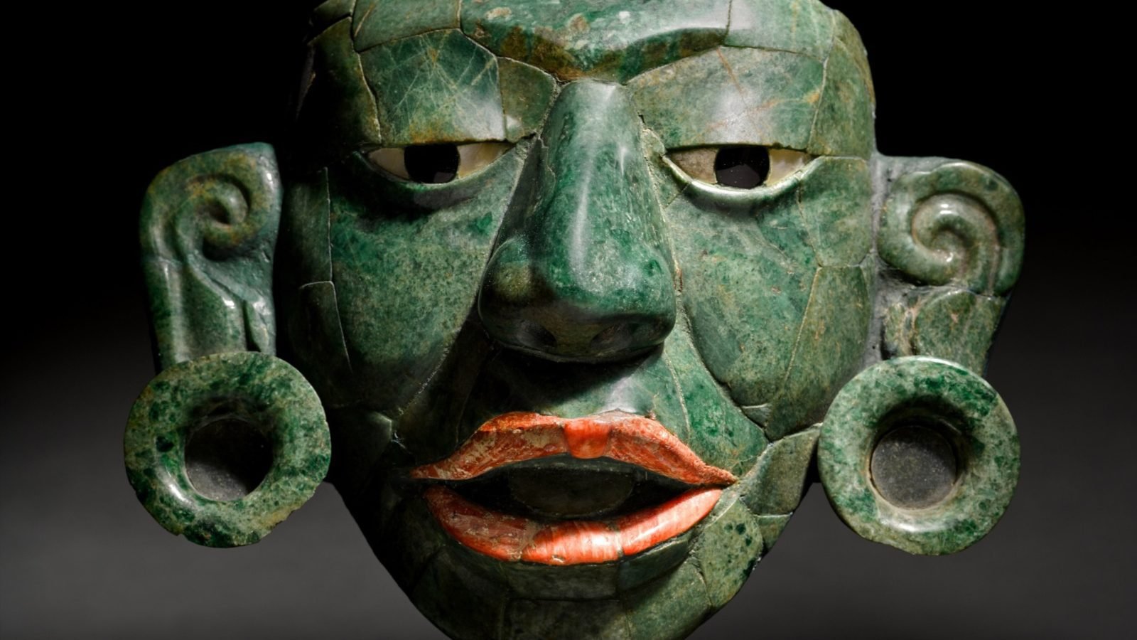 Ministerio de Cultura y Deportes de Guatemala denuncia venta ilegal de áscara arqueológica en Sotheby’s