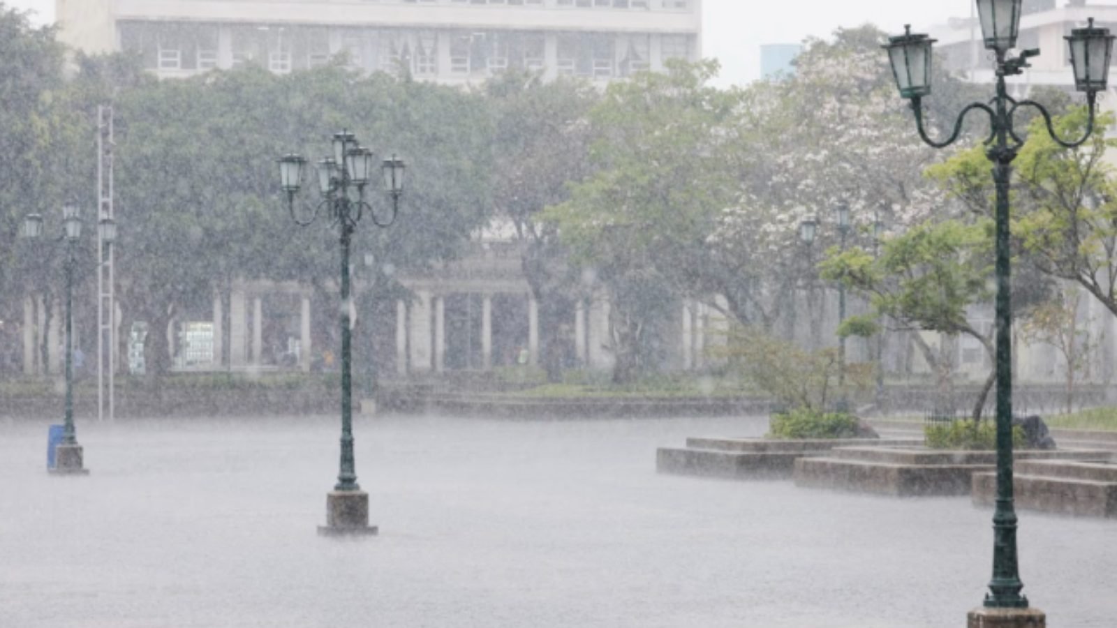 Autoridades alertan sobre incremento de lluvias y neblina para el primer fin de semana de septiembre