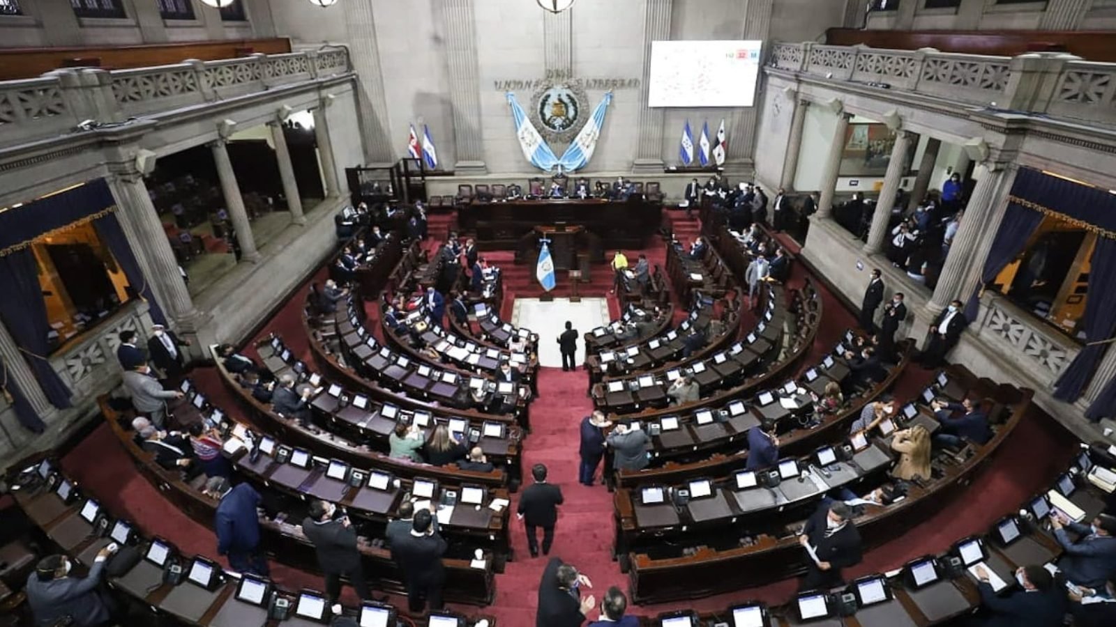 Congreso convoca a primera sesión del segundo período legislativo