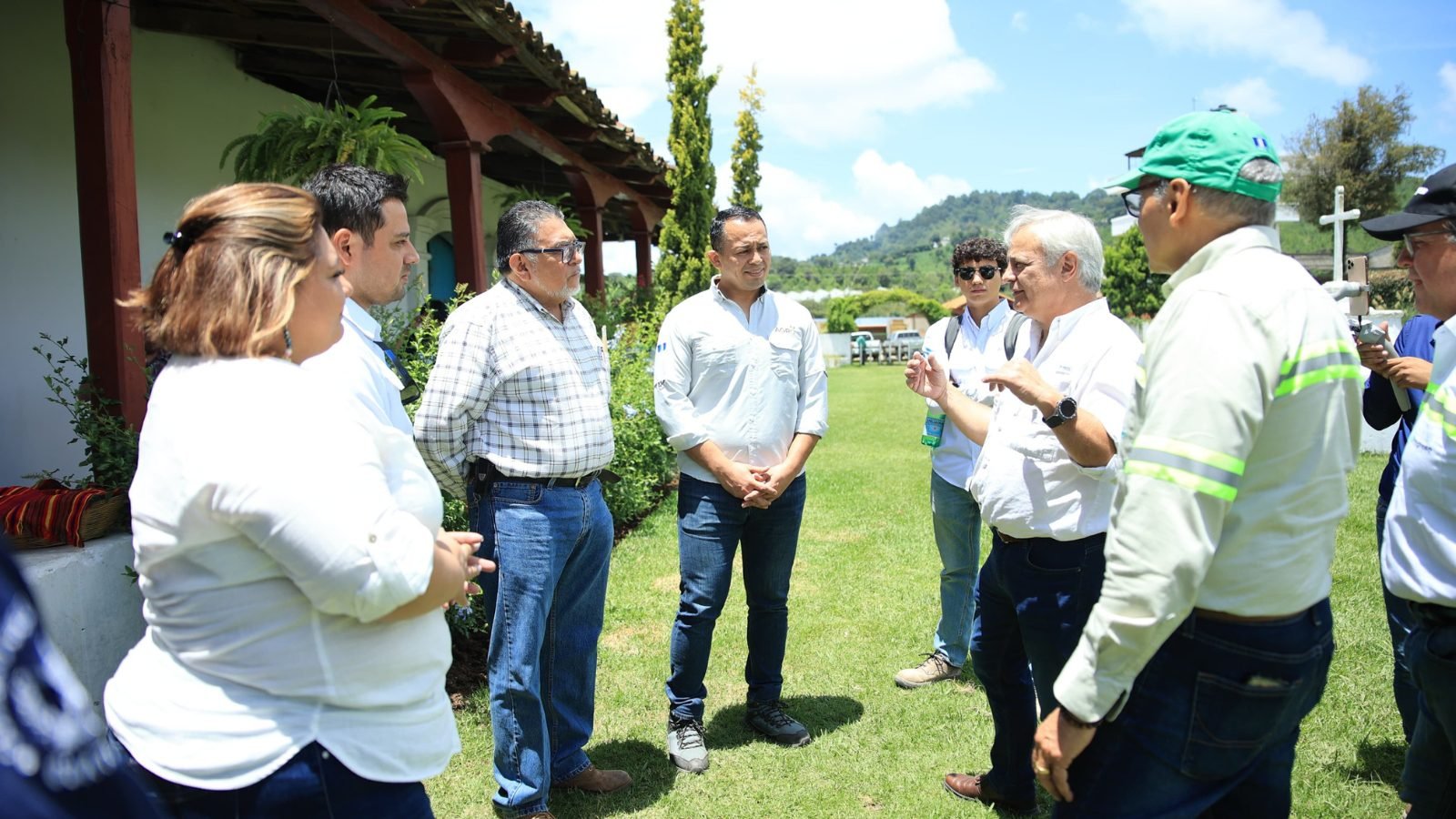 MAGA refuerza el desarrollo agrícola con alianzas estratégicas en San Juan Sacatepéquez