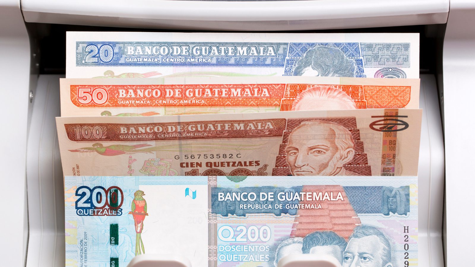 Ministerio de Trabajo atiende 250 denuncias por falta de pago del Bono 14