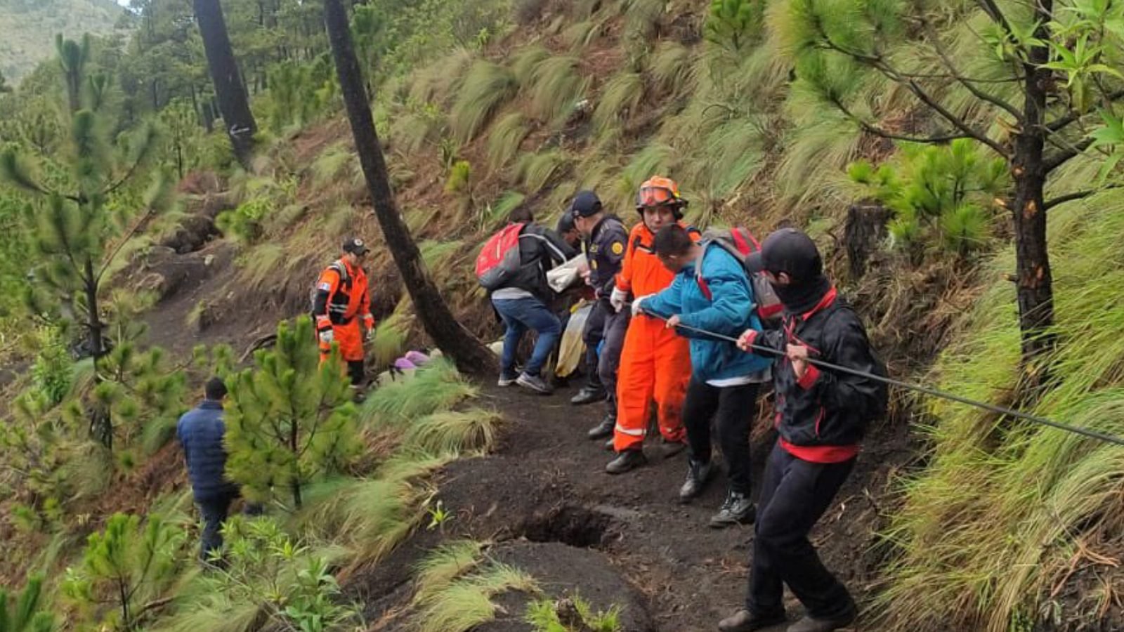 Turista fallece en el volcán de Fuego durante ascenso