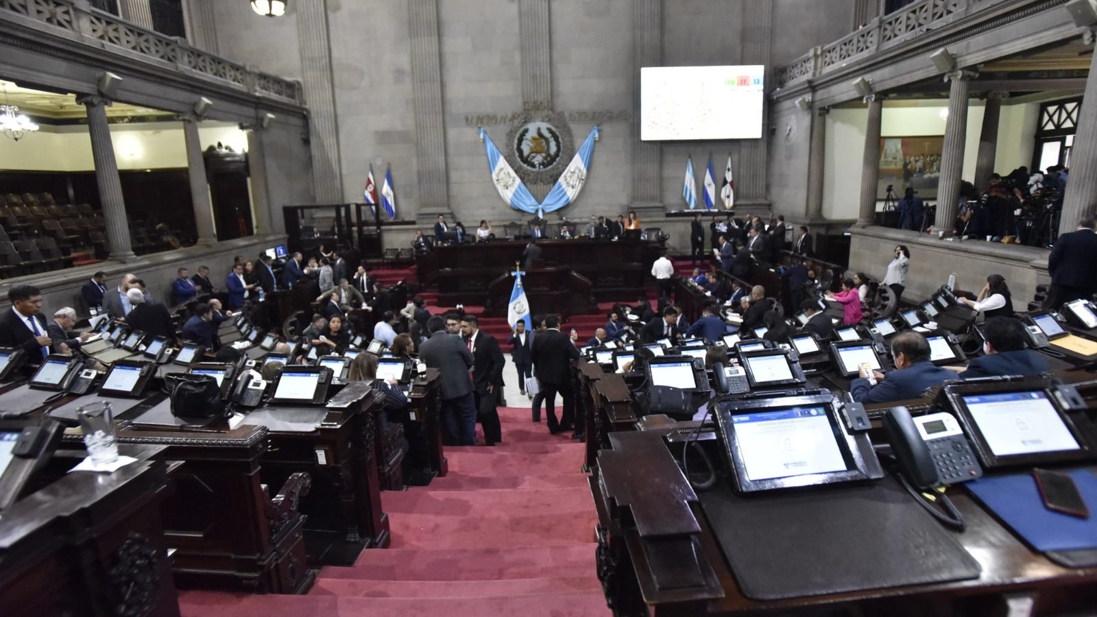 ¡En 24 horas! Corte de Constitucionalidad exije informe sobre ampliación presupuestaria al Congreso