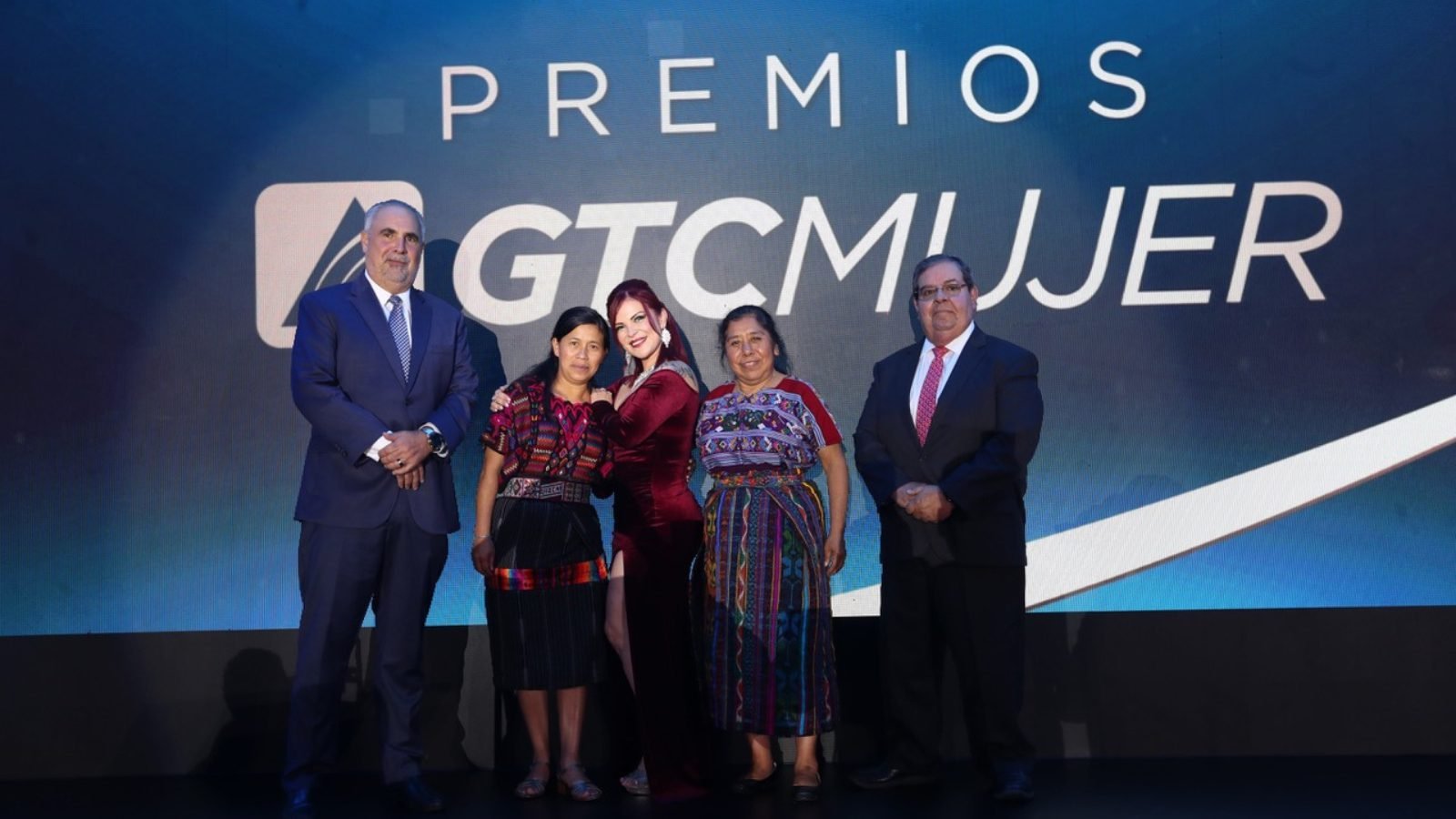 Premios GTCMujer destacan a cinco guatemaltecas por su impacto en la sociedad