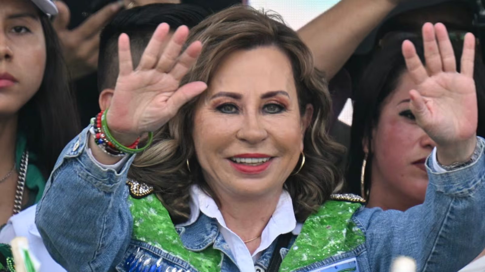 Sandra Torres es ratificada como líder de la UNE