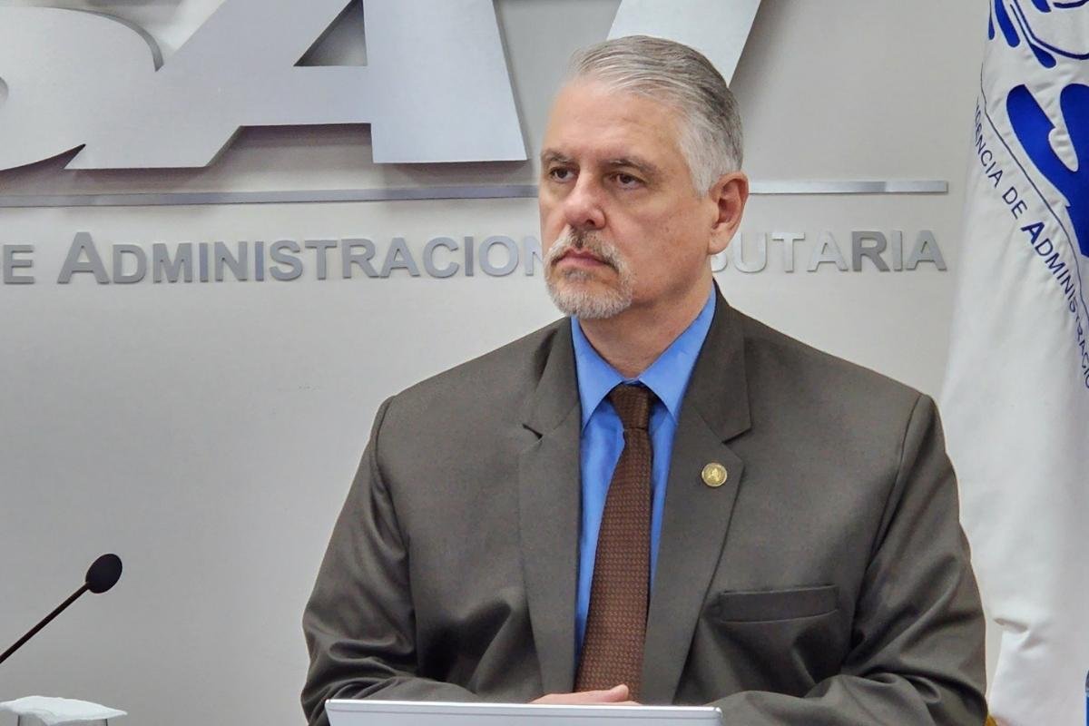 Armando Pokus asume interinato en la SAT tras licencia de Marco Livio Díaz