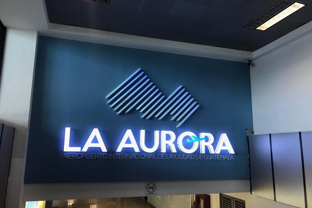 Aeropuerto La Aurora enfrenta nuevo retraso en modernización de aire acondicionado