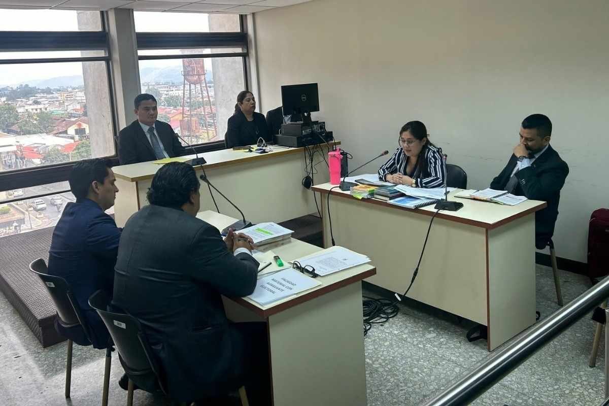 Operativo busca capturar a exdirector del TSE en caso Corrupción Semilla