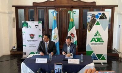 AJE y Municipalidad de Antigua firman alianza para impulsar sostenibilidad