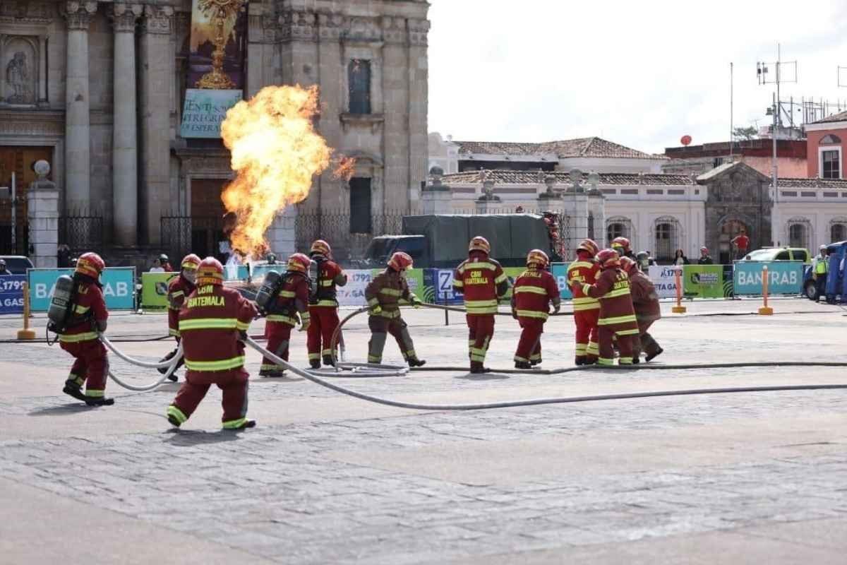 Entidades participan en macro simulacro de terremoto 2025