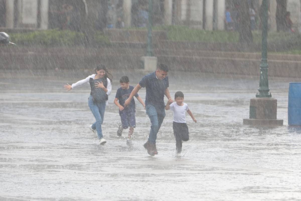 Guatemala enfrenta los efectos del frente frío: lluvias, bajas temperaturas y albergues en acción