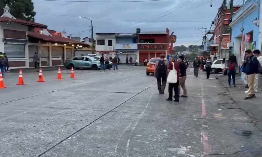 Violencia paraliza servicios de buses Express Mixco: Varios usuarios afectados