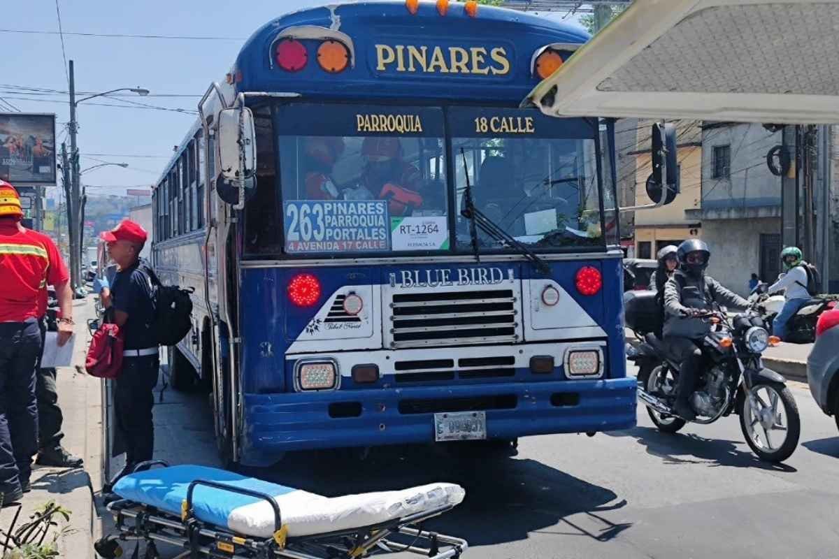 Balacera en puente Belice agrava crisis del transporte en zona 18