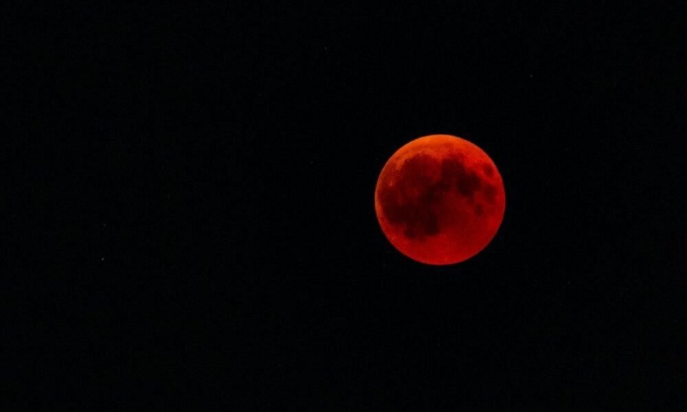 Eclipse Lunar 2025 en Guatemala Mira en VIVO su trayectoria