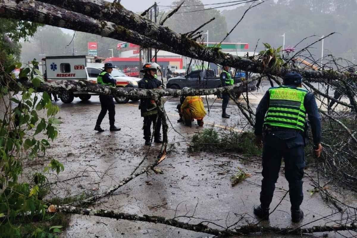 Lluvias activan 15 emergencias antes del inicio oficial de la temporada