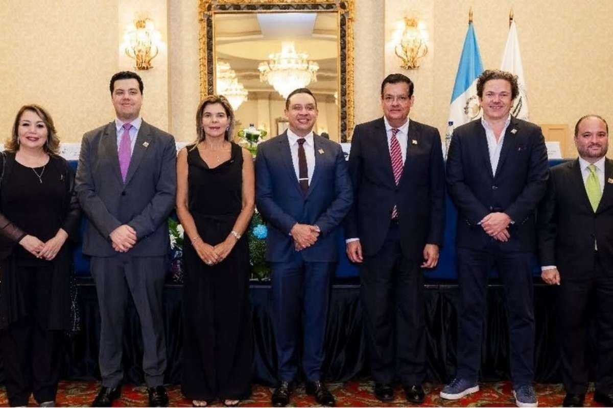 Nueva Junta Directiva de la Cámara Guatemalteca de Periodismo asume funciones