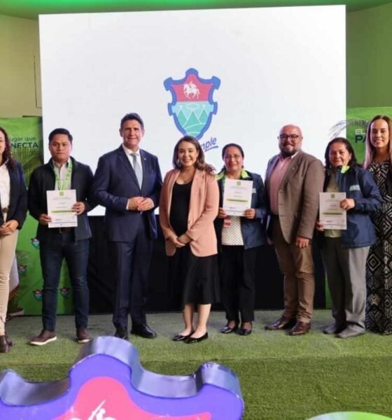 97 líderes de la Municipalidad de Guatemala se gradúan en programa de la Fundación Carlos F. Novella