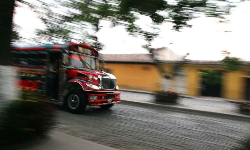 Transportistas extraurbanos anuncian protesta pacífica en la capital por nuevas tasas municipales
