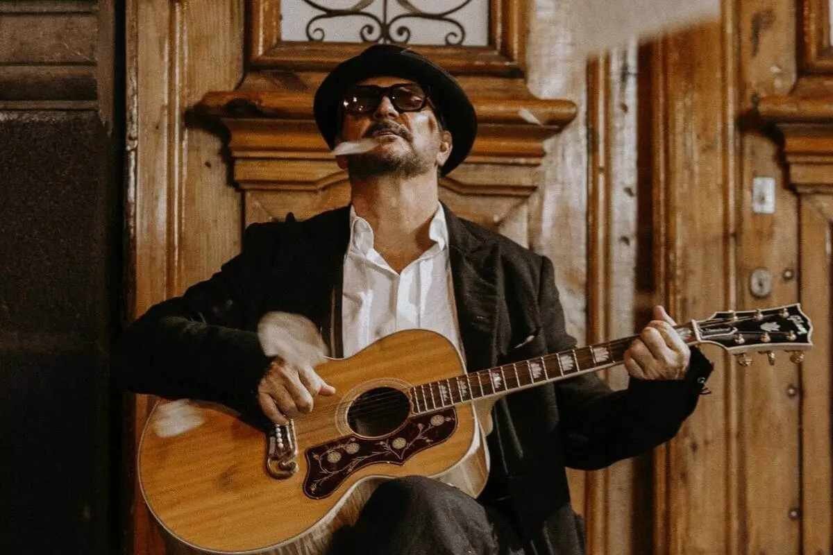 Arjona regresa a casa inicia su gira “Residencia 2026” en el Teatro Nacional