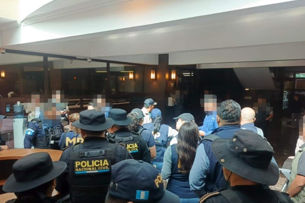 Allanamiento en el Mides por presunta falsificación de documentos