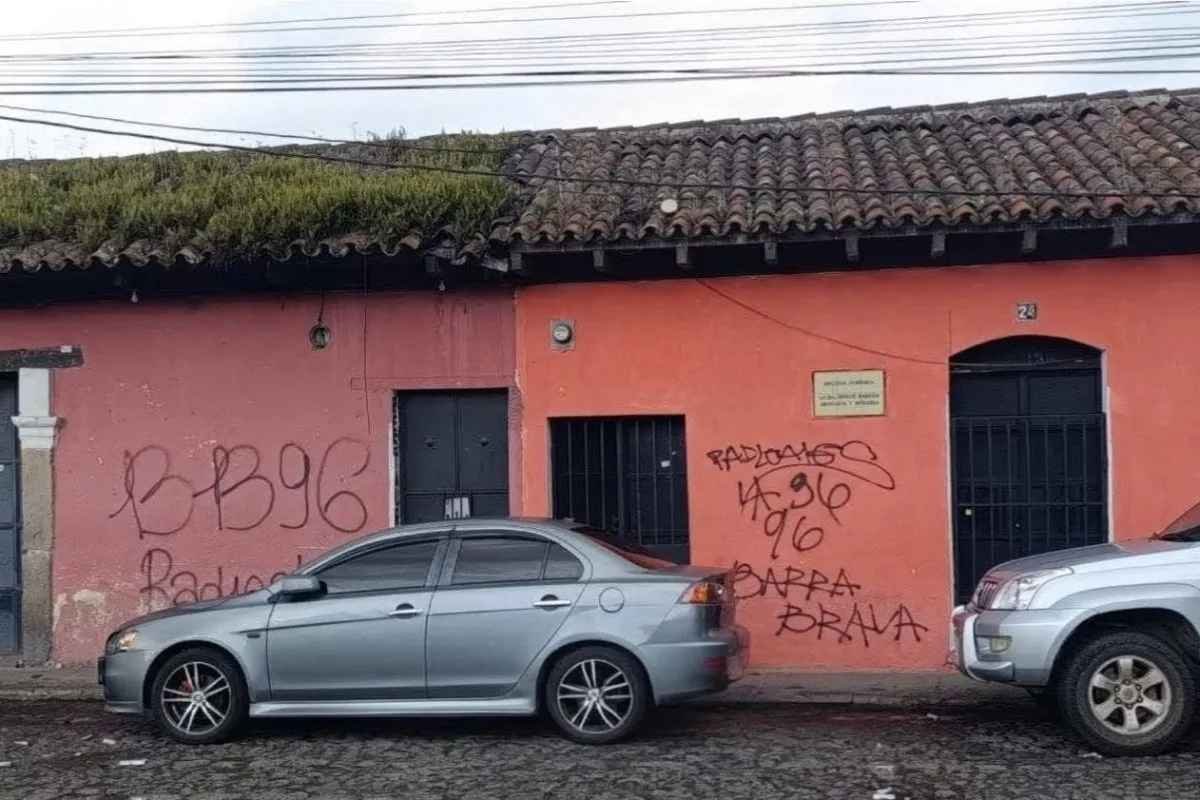 Pintas en Antigua Guatemala tras partido de fútbol contra Alianza FC
