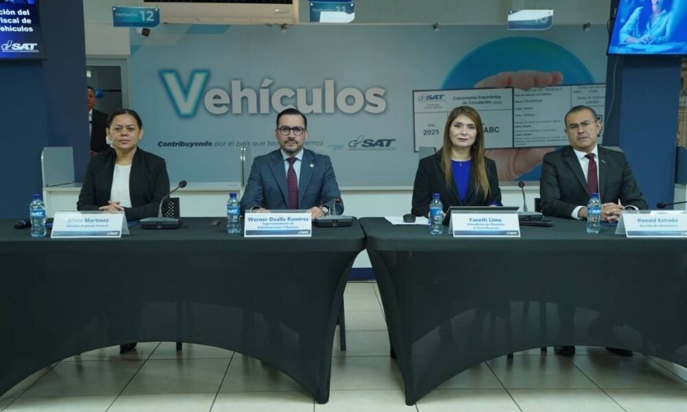 SAT reduce de 13 a 5 pasos el registro de vehículos con sistema digital