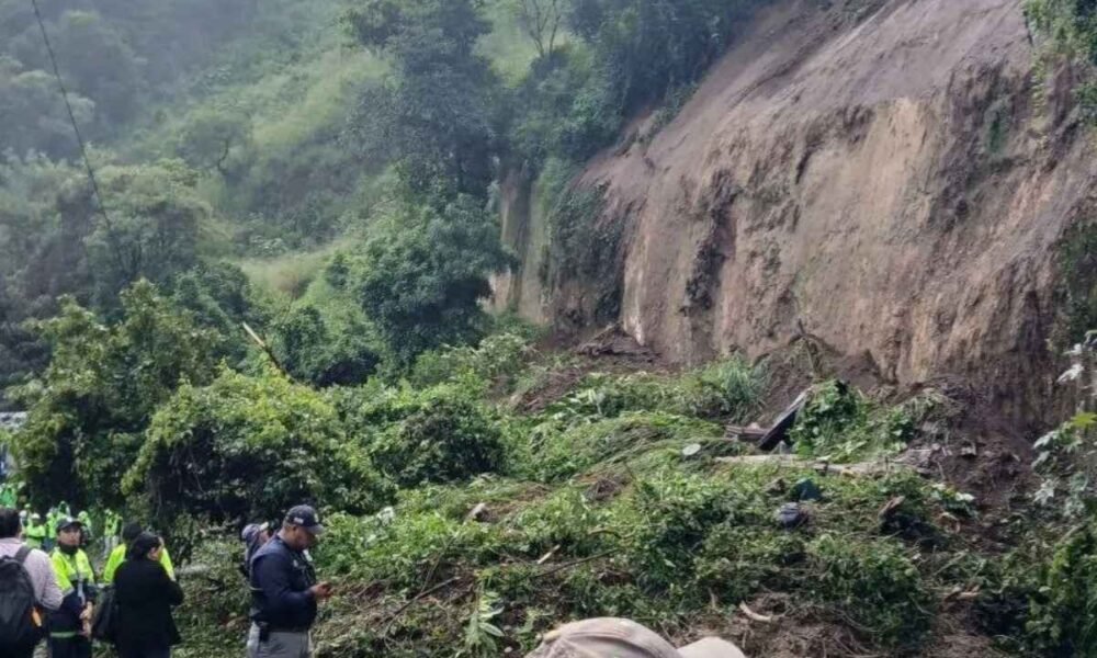 Cierre en Boca del Monte por limpieza en km 11.5